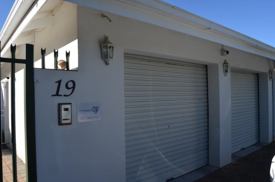 5 Bedroom Property for Sale in Waverley Free State